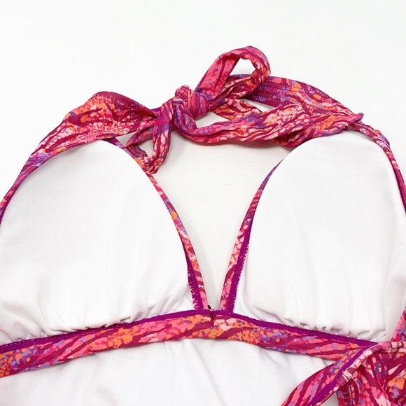 Juan UC One Piece Swimsuit - Picture 6 of 12